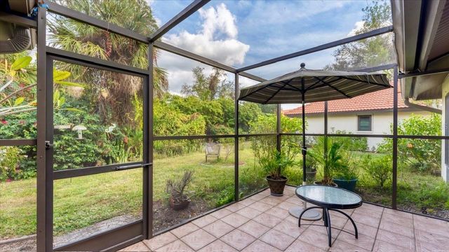 270 LAUREL HOLLOW DRIVE 34, Nokomis, FL 34275