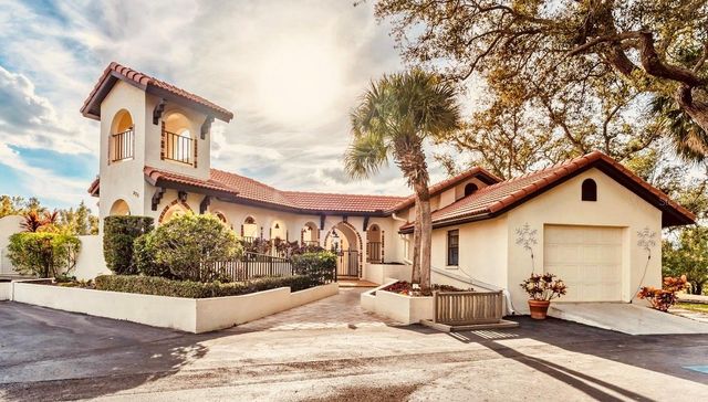 270 LAUREL HOLLOW DRIVE 34, Nokomis, FL 34275