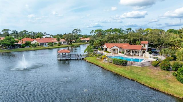 270 LAUREL HOLLOW DRIVE 34, Nokomis, FL 34275