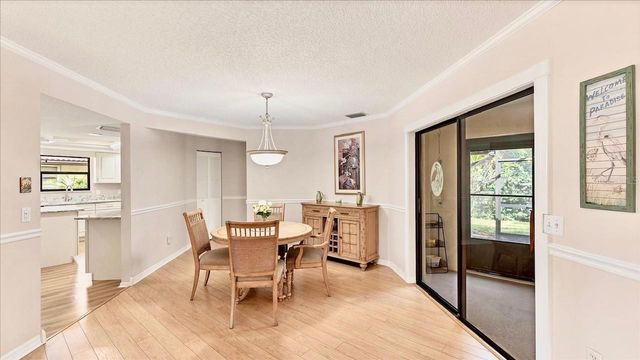 270 LAUREL HOLLOW DRIVE 34, Nokomis, FL 34275