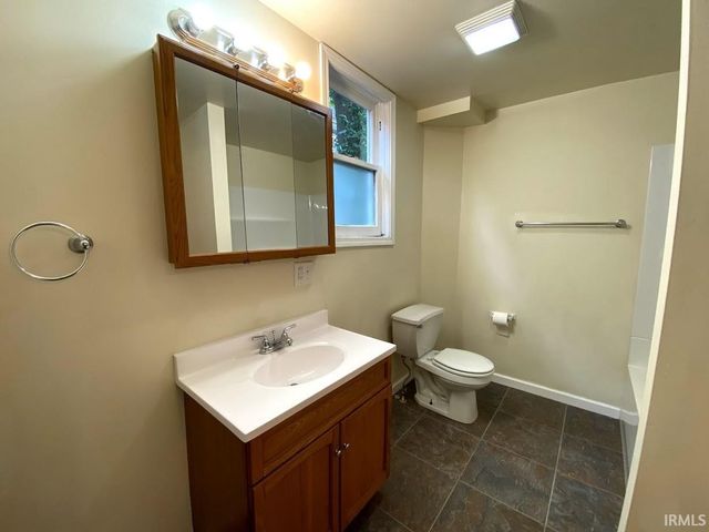 511 N Lincoln Street, Bloomington, IN 47408