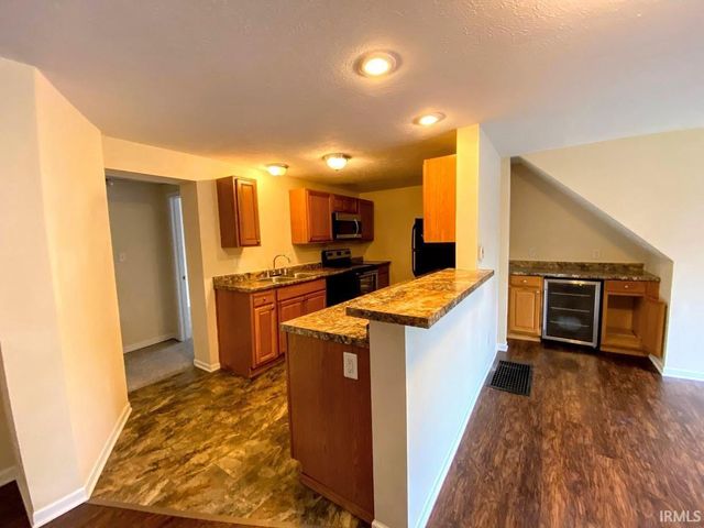 511 N Lincoln Street, Bloomington, IN 47408