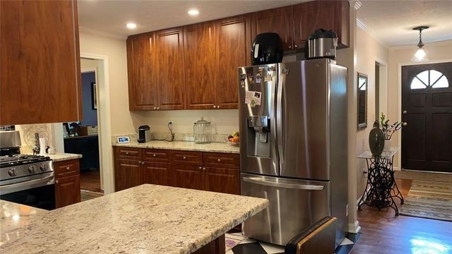 2901 Victoria Drive, Marietta, GA 30068