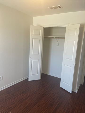 4602 Alamosa Street, Fort Worth, TX 76119