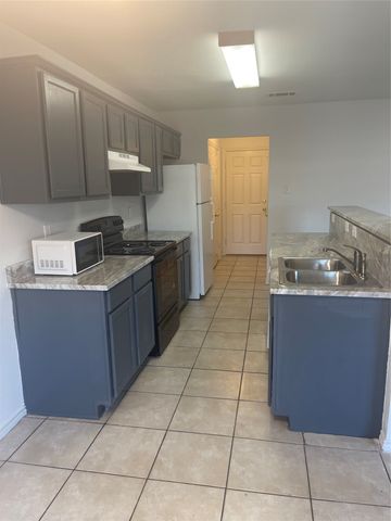 4602 Alamosa Street, Fort Worth, TX 76119