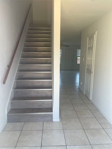 4602 Alamosa Street, Fort Worth, TX 76119