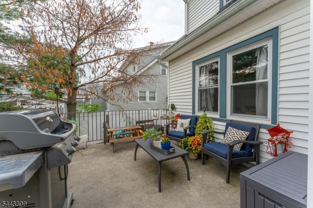 653 Cleveland Ave, Elizabeth City, NJ 07208
