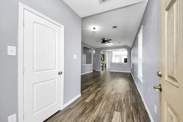 2335 Spring Hollow Drive, Baytown, TX 77521