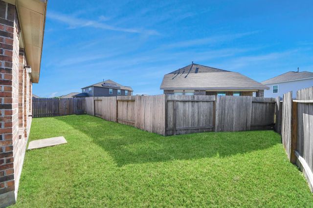 2335 Spring Hollow Drive, Baytown, TX 77521