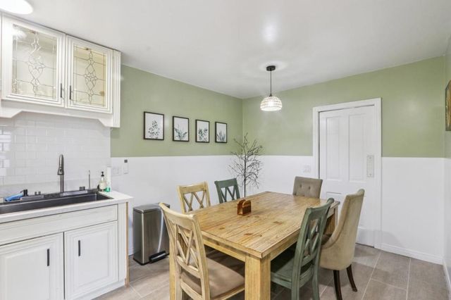 522 Westminster Avenue A, Alhambra, CA 91803