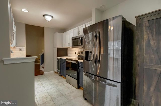 80 COURTYARD DR, Carlisle, PA 17013