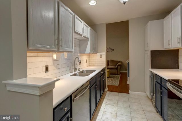 80 COURTYARD DR, Carlisle, PA 17013