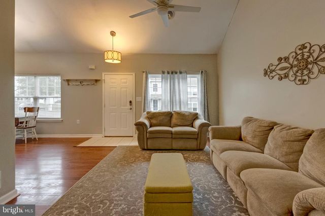 80 COURTYARD DR, Carlisle, PA 17013