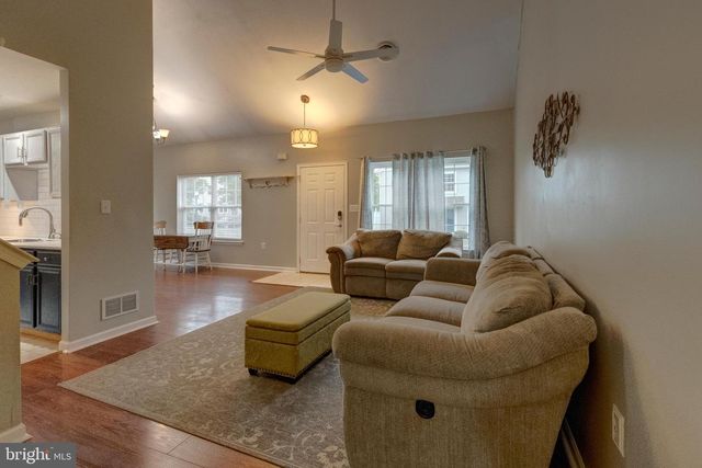 80 COURTYARD DR, Carlisle, PA 17013