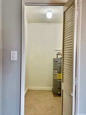 1031 Maunaihi Place 401, Honolulu, HI 96822