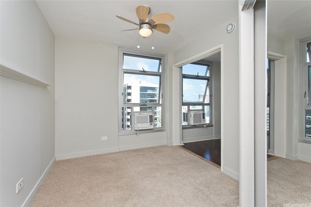 1031 Maunaihi Place 401, Honolulu, HI 96822