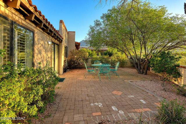 5270 N Fort Yuma Trail, Tucson, AZ 85750