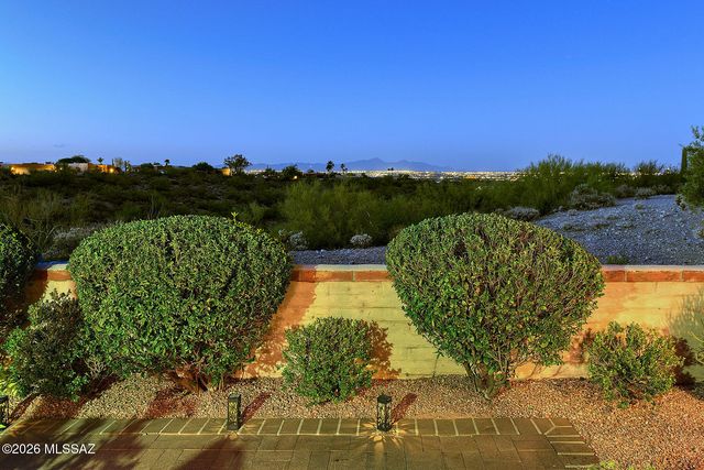 5270 N Fort Yuma Trail, Tucson, AZ 85750
