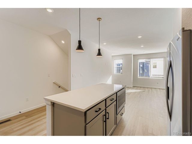 15344 W 69th Ave, Arvada, CO 80007