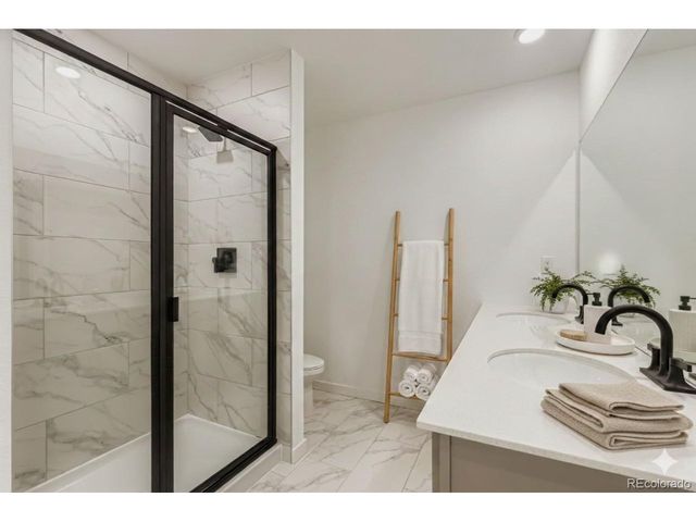 15344 W 69th Ave, Arvada, CO 80007