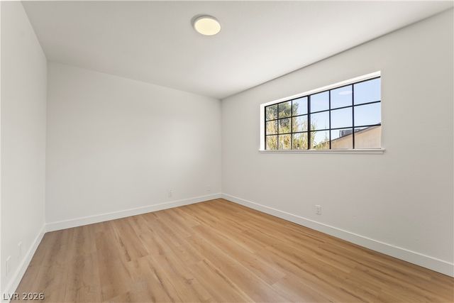 4268 East Harmon Avenue, Las Vegas, NV 89121