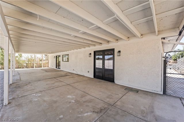4268 East Harmon Avenue, Las Vegas, NV 89121