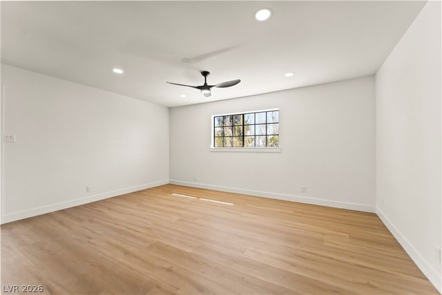 4268 East Harmon Avenue, Las Vegas, NV 89121