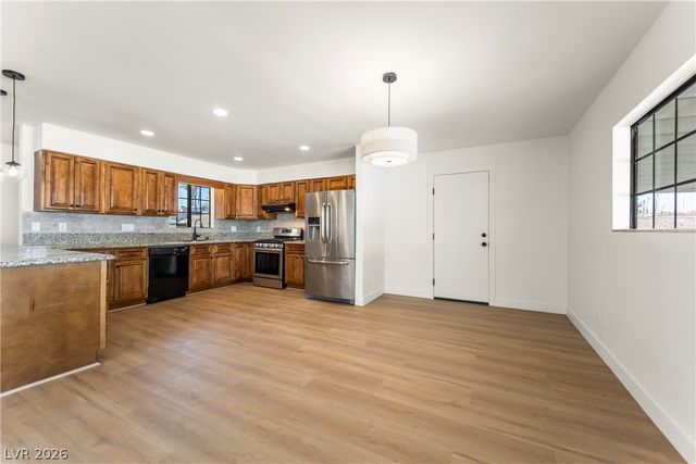 4268 East Harmon Avenue, Las Vegas, NV 89121