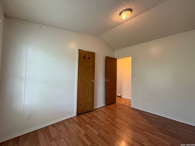 723 Kayroe Rd, Adkins, TX 78101