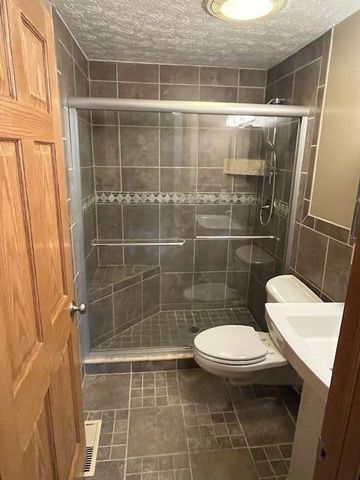 707 Cherry Hollow Road, C, Columbus, OH 43228