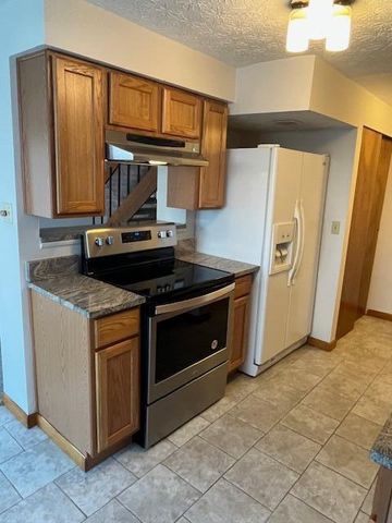 707 Cherry Hollow Road, C, Columbus, OH 43228