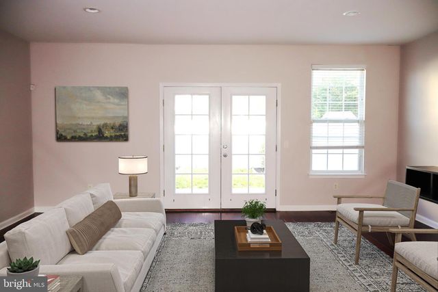 914 THOMAS ST, Norristown, PA 19401