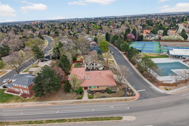 4180 S Monaco Parkway, Denver, CO 80237