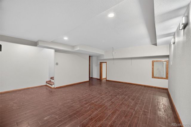 4180 S Monaco Parkway, Denver, CO 80237