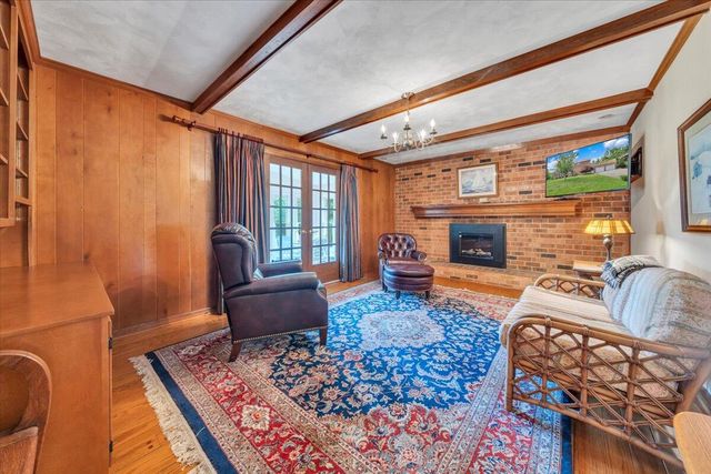 1700 Home CIR, Salem, VA 24153