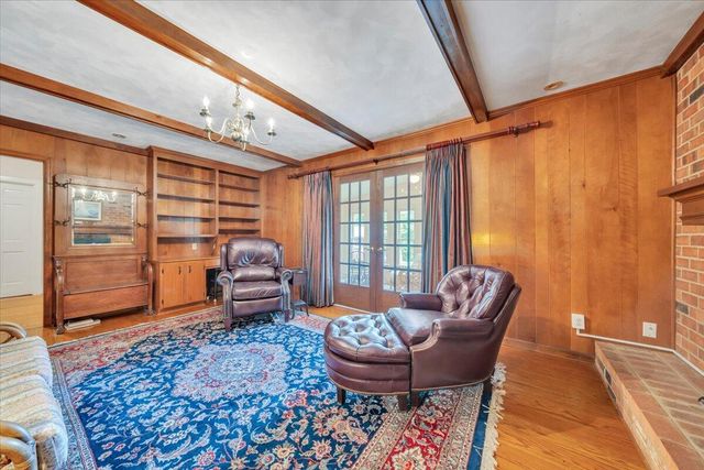 1700 Home CIR, Salem, VA 24153