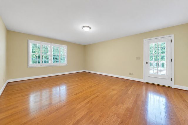 1700 Home CIR, Salem, VA 24153