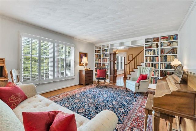 1700 Home CIR, Salem, VA 24153