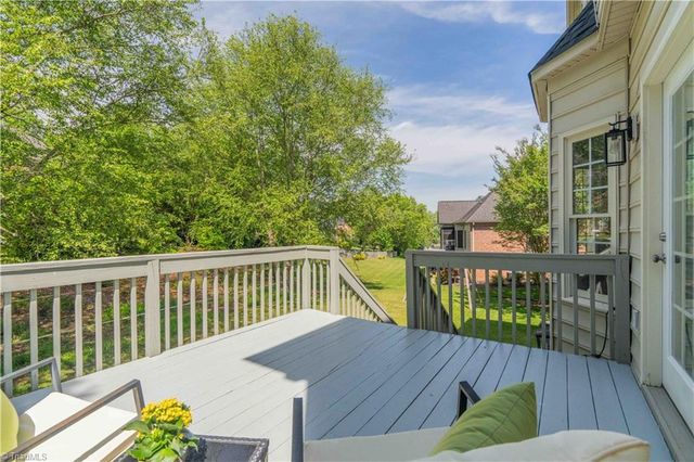 435 Ashbry Run Drive, Winston-salem, NC 27106