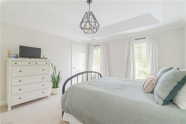 435 Ashbry Run Drive, Winston-salem, NC 27106