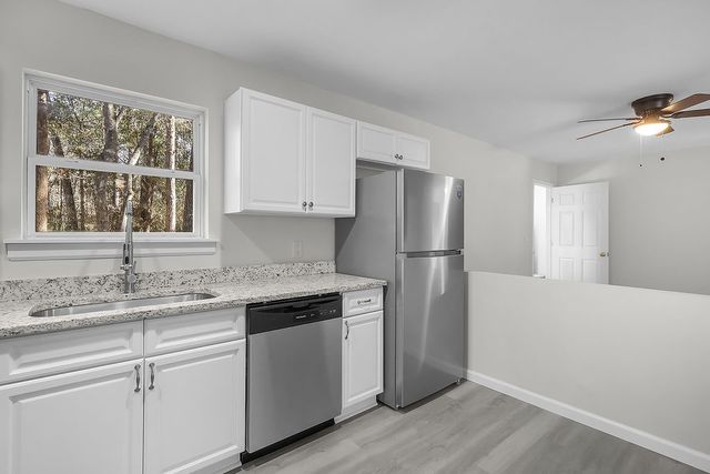 1202 Market Street, Darien, GA 31305