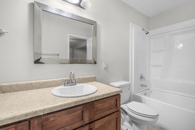 1202 Market Street, Darien, GA 31305