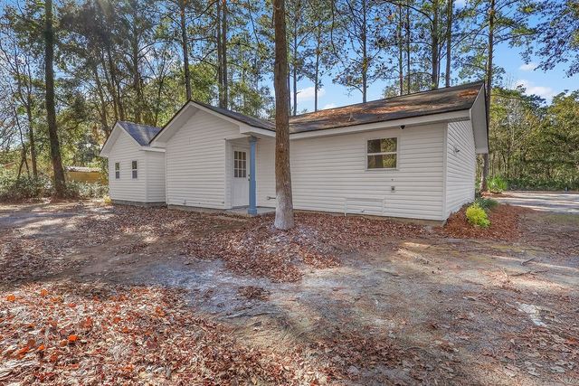 1202 Market Street, Darien, GA 31305