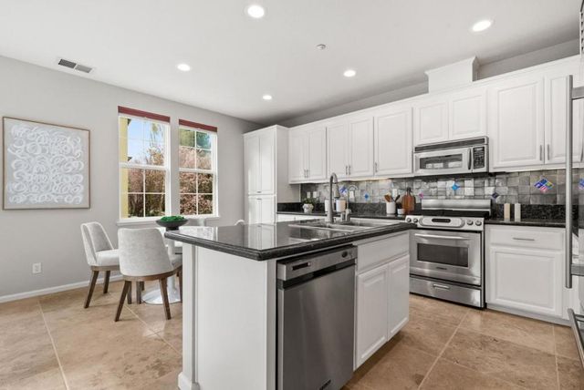 4424 Lick Mill Boulevard, Santa Clara, CA 95054