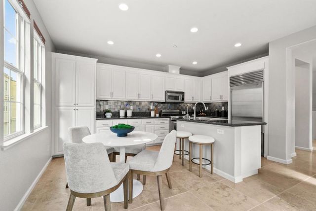 4424 Lick Mill Boulevard, Santa Clara, CA 95054