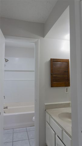 9102 Benthos Drive, Houston, TX 77083