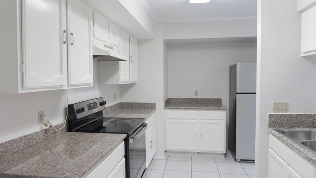 9102 Benthos Drive, Houston, TX 77083