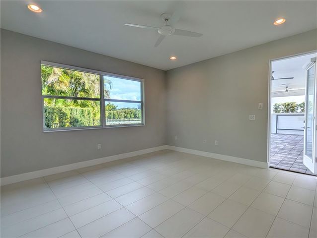 7744 SANDHILL LAKE DRIVE, Sarasota, FL 34241
