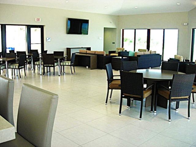 5550 N Ocean Drive 22b, Singer Island, FL 33404