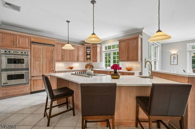 3 Forest Hill Dr, Sparta Twp., NJ 07871